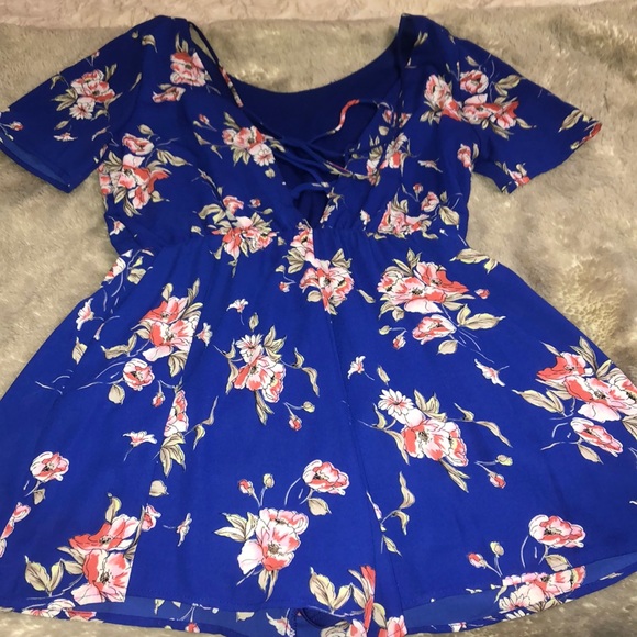 Romper - Picture 2 of 2